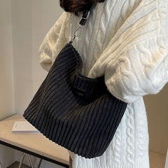 VALENTINA | HANDTASCHE FÜR EINE ZEITLOSE ELEGANZ